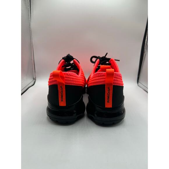 Nike Air VaporMax Flyknit 3 GS “Flash Crimson Black” size 7y/8.5w - Picture 4 of 6